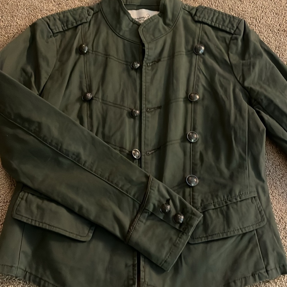 Jacket - Picture 3 of 4